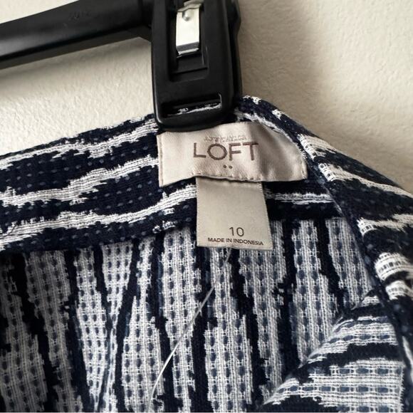 LOFT Women's Zipper Symmetrical Patterned Skirt Sz 10 NWT - Picture 4 of 7